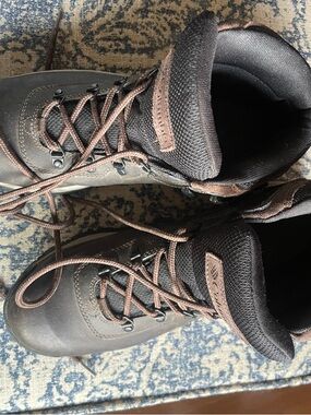 Columbia Brown and Black women’s  Hiking Boots